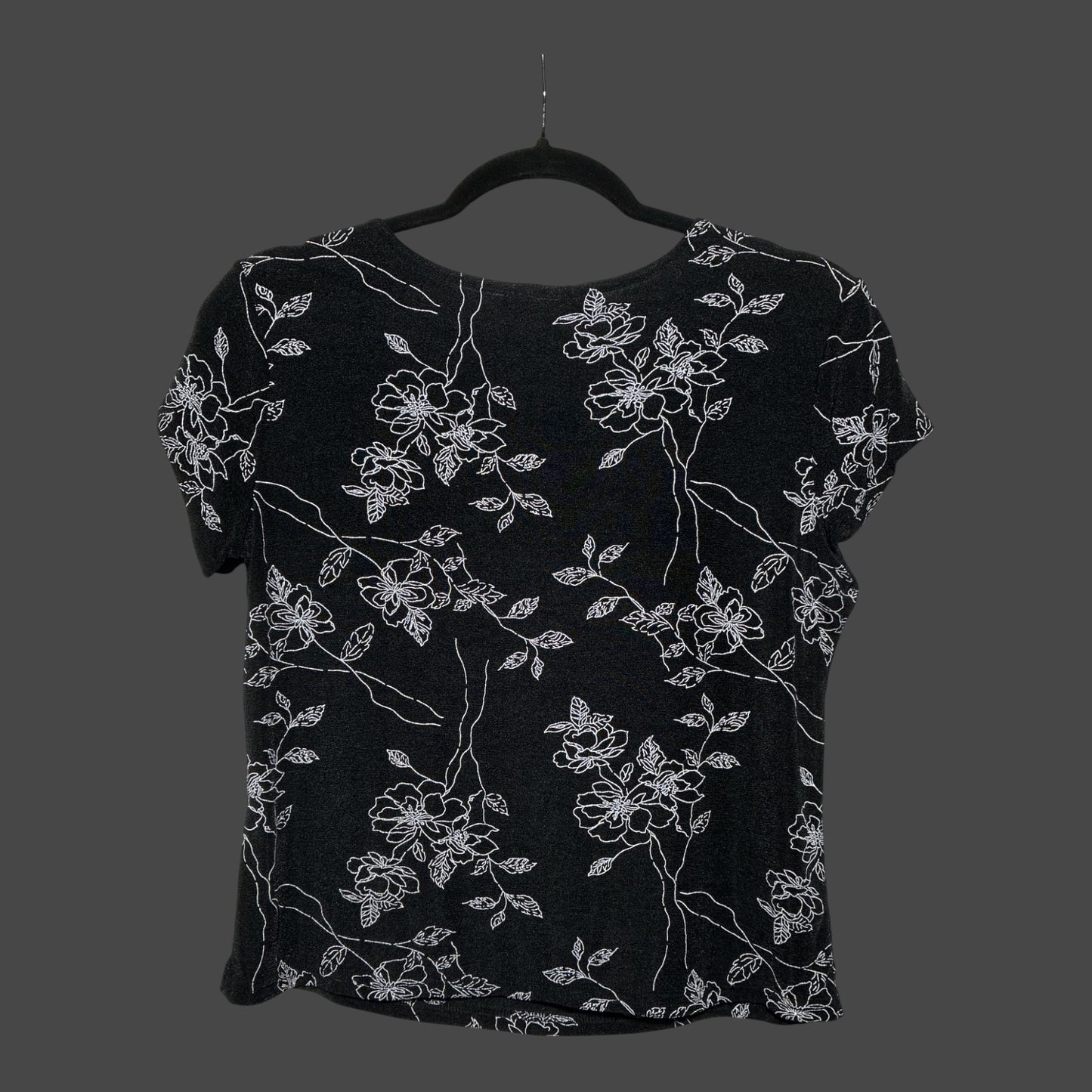 Medium Briggs New York Floral Short Sleeve Top