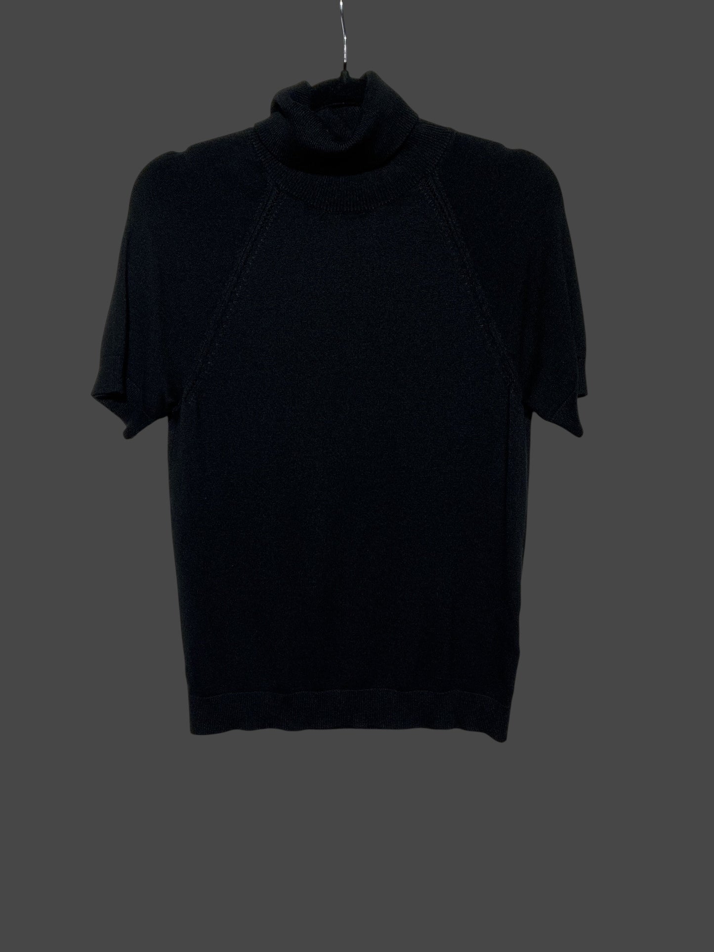 Medium Short Sleeve Turtleneck Knit Sweater Top