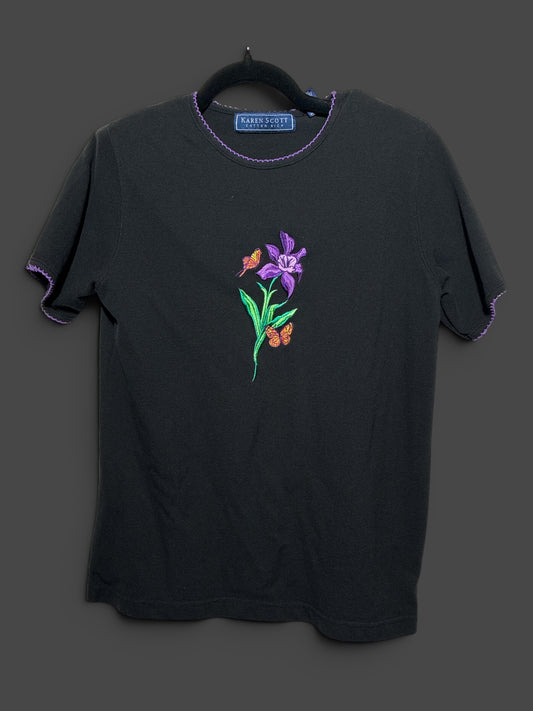 Medium Black Floral Embroidered T-shirt